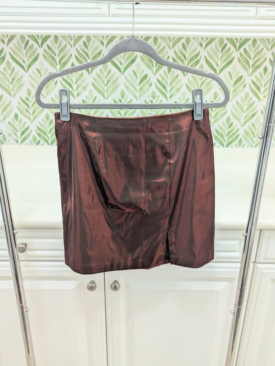 Younique Shimmery Iridescent Wine Burgundy Y2K 90s Mini Skirt Size 9/10 Vintage